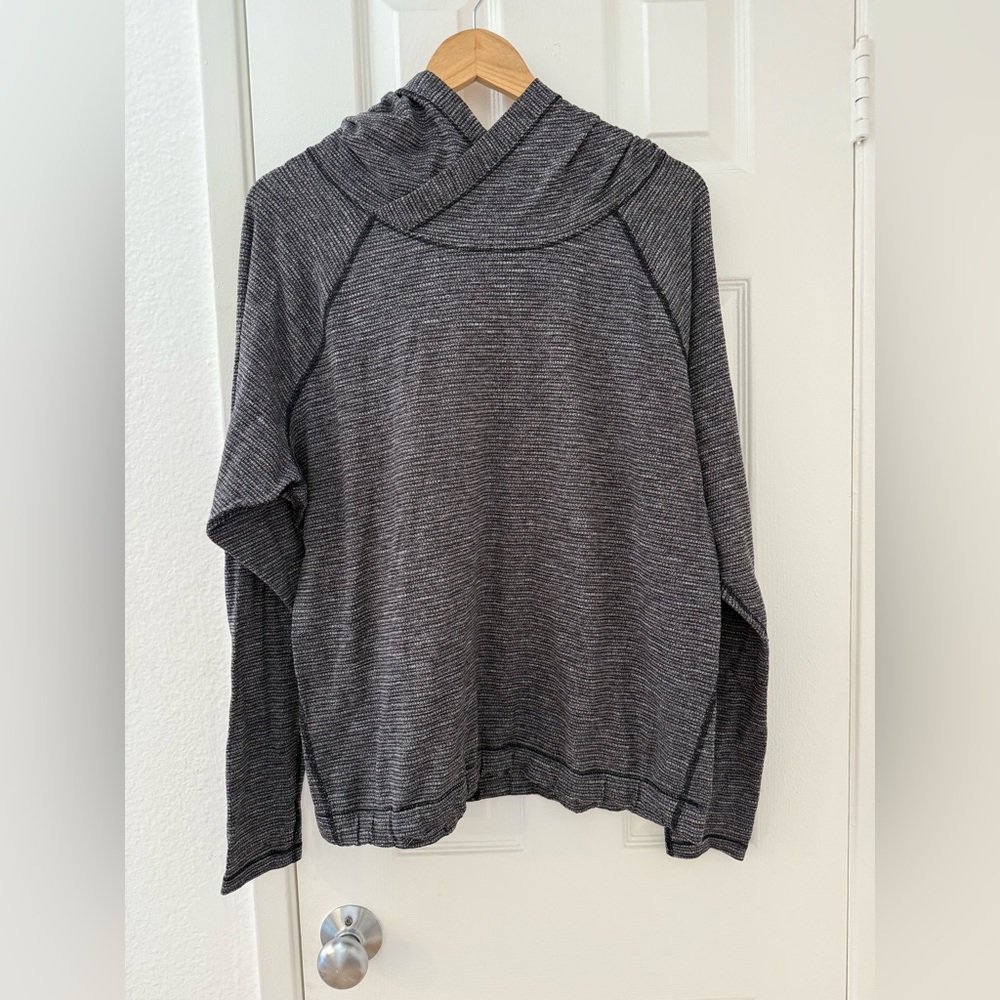 Lululemon Ultra-Stretch Performance Hoodie Soft & Lightweight, Aprox XL